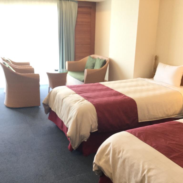 Resort Hotel Bel Paraiso Nakijin Quarto foto